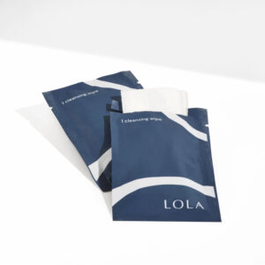 Lola cleansing body wipes